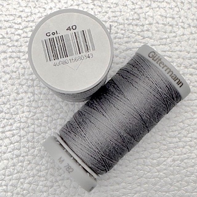 Gutermann garen extra sterk kleur 40 grijs