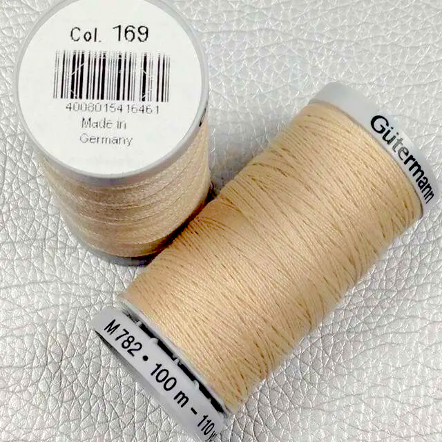 Gutermann garen extra sterk Kleur 169 licht beige
